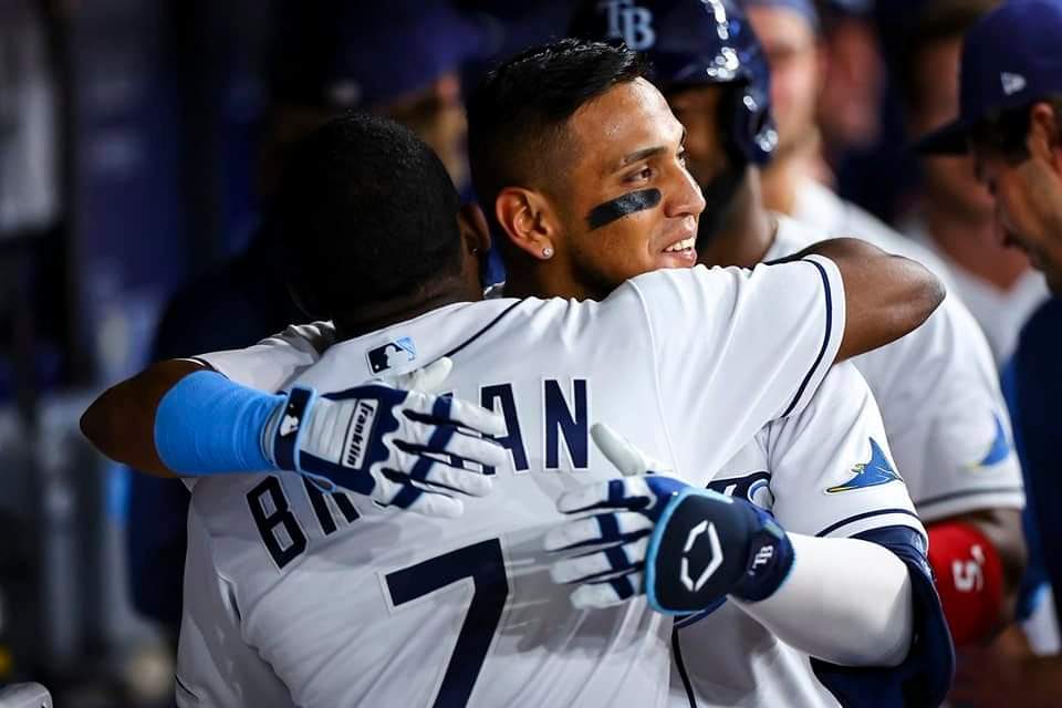 Paredes tiene tremendo talento, Ojalá ya llegue la consolidación y con ello la madurez.. 

Ayer le dio 3 HR. A los <a href="/Yankees/">New York Yankees</a> en el triunfo 5-4 de <a href="/RaysBaseball/">Tampa Bay Rays</a>