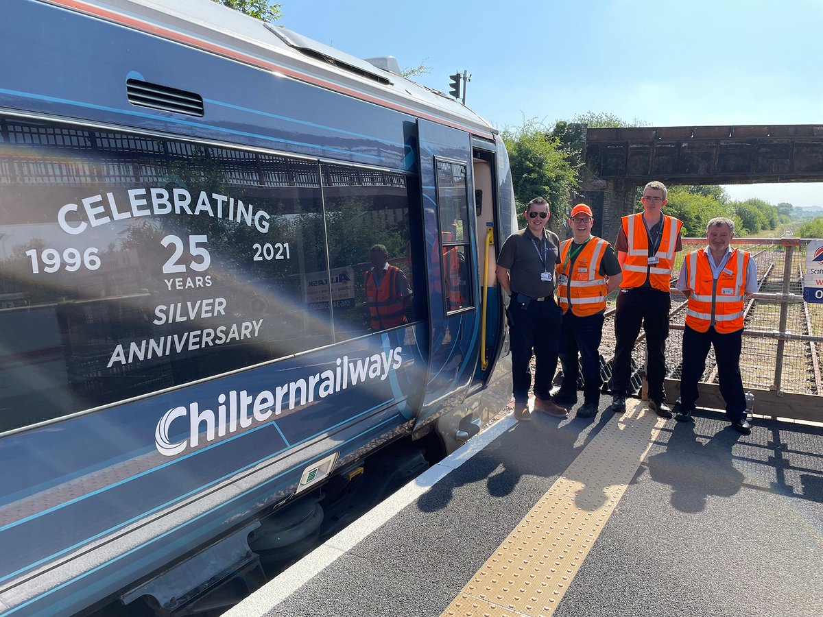 SLC Operations LTD is proud to be delivering @railliveuk's Honeybourne shuttles on behalf of @chilternrailway using the Class 168 HybridFLEX. SLCO is grateful to be assisted with stewarding by the volunteers of the Branch Line Society.