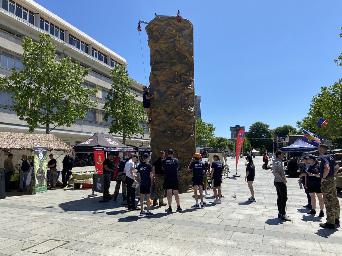 ArmyOTSW's tweet photo. Start of the #ArmedForcesWeek here in #Plymouth city centre.  Come and say hi to the teams, and discover the amazing opportunities in the @BritishArmy @armyjobs https://t.co/2yVa6khdRh