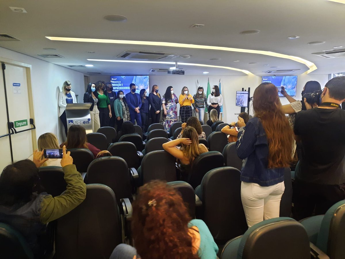 nursebook_app's tweet photo. 📍Está acontecendo agora a posse e apresentação da Crie-MG pela presidência do @corenmg e Conselho Nacional de Inovação e Empreendedorismo (CNIE) do Cofen. 
#CorenMG #Nursebook https://t.co/folNO9SG9v