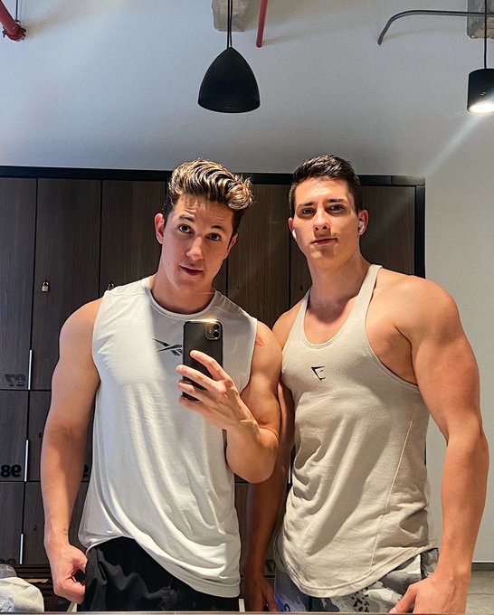 TW Pornstars - NAGUXXX 2020. The most liked pictures and videos from ...