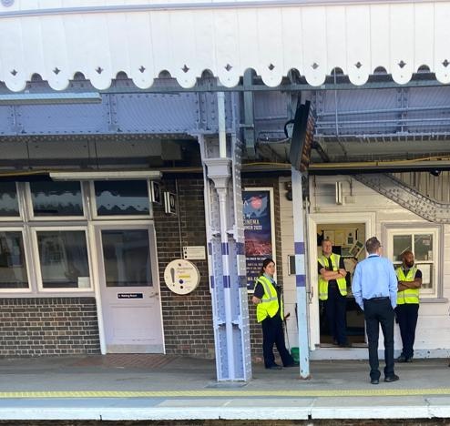 Such a tough life <a href="/Se_Railway/">Southeastern</a>... we pay extortionate prices for tickets, then we have to pay even more to get to work when you go on strike.  #GetAGrip