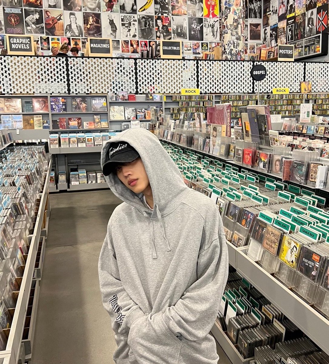sunkyufile's tweet photo. sunwoo and his hoodie ; an inseparable duo https://t.co/ZS83926KII