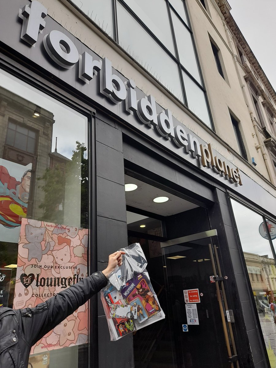 Thank you so much to <a href="/ForbiddenPlanet/">Forbidden Planet</a> for donating to our summer bonkers bingo!! <a href="/ysortit/">Y sort it</a> Make sure you sign up to attend our summer programme ☀️