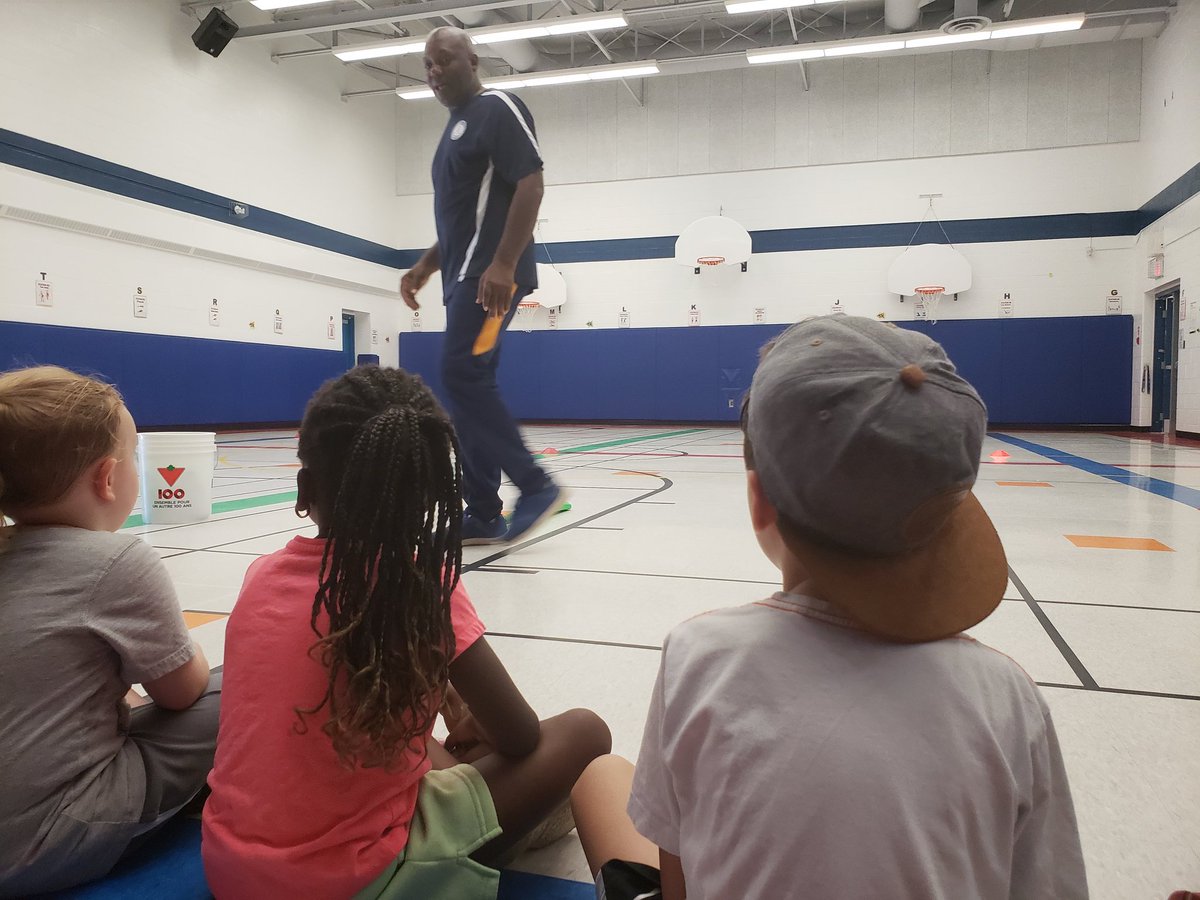 rscaecricket's tweet photo. @MasseyStreet_PS students listening to @rscaecricket about the different cricket positions they can play. @PeelSchools @hpe4pdsb @Culturebridge2 https://t.co/ldZsBKUvz3