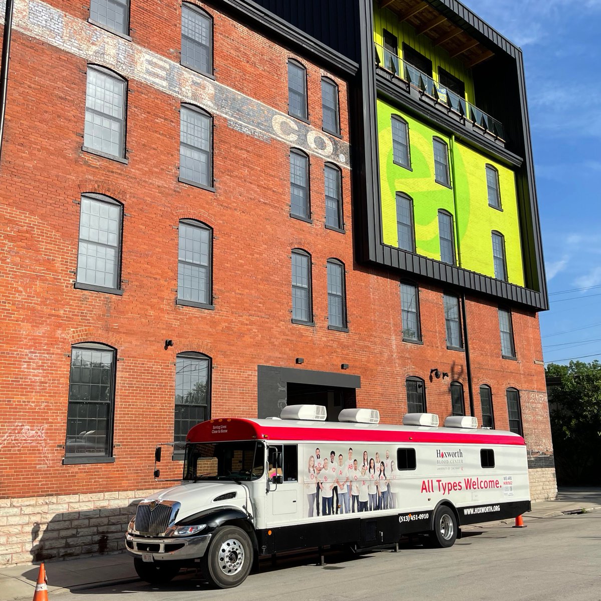 Elevar Design Group (@elevar_design) on Twitter photo The <a href="/HoxworthUC/">HoxworthUC</a> Donor Bus came down to Queensgate to collect some donations. Hoxworth was able to receive 17 blood donations from our staff and friends who came by. Check out this article to learn more!
bit.ly/3QBem8w The <a href="/HoxworthUC/">HoxworthUC</a> Donor Bus came down to Queensgate to collect some donations. Hoxworth was able to receive 17 blood donations from our staff and friends who came by. Check out this article to learn more!
bit.ly/3QBem8w