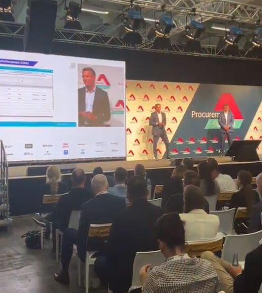 SynerTrade_de's tweet photo. Synertrade live on Stage beim Procurement Summit 2022 in Hamburg.

#procurement #procurementsummit #synertrade #eprocurement #LkSG #Lieferkettensorgfaltspflichtgesetz #Generalist https://t.co/zbNJG4HR2G