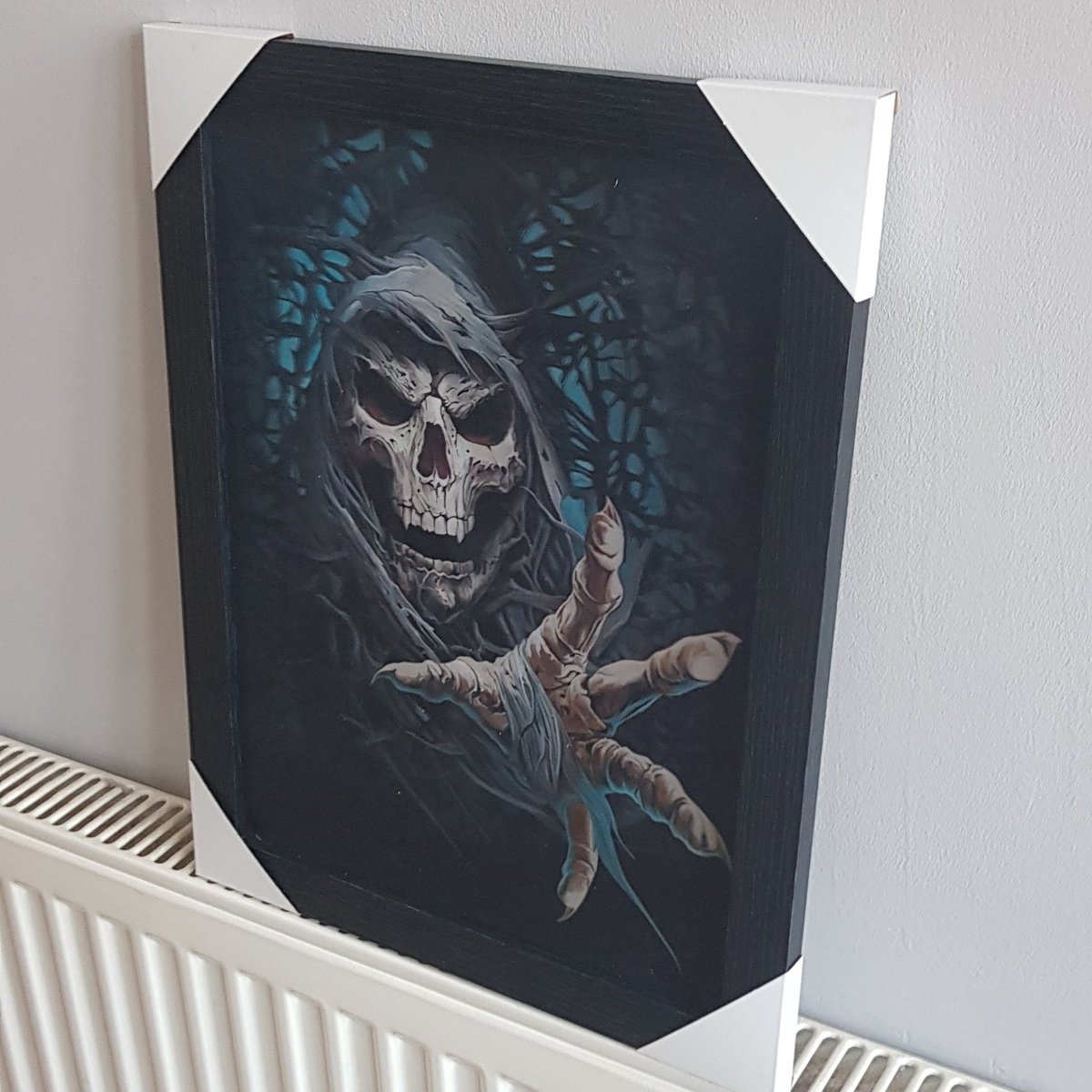 UrMarketPlace's tweet photo. 3D Flip Picture Spiral Soul Searcher Black Hood Reaper Wall Art Gift https://t.co/4CyMBVRm46 #eBay via @eBay_UK #Reaper #Sword #Scythe #GothicArt #Gothic #WallArt #3D #3DArt #Giftware #Homeware #Mythical #Fantasy https://t.co/wcxLxHq6X3