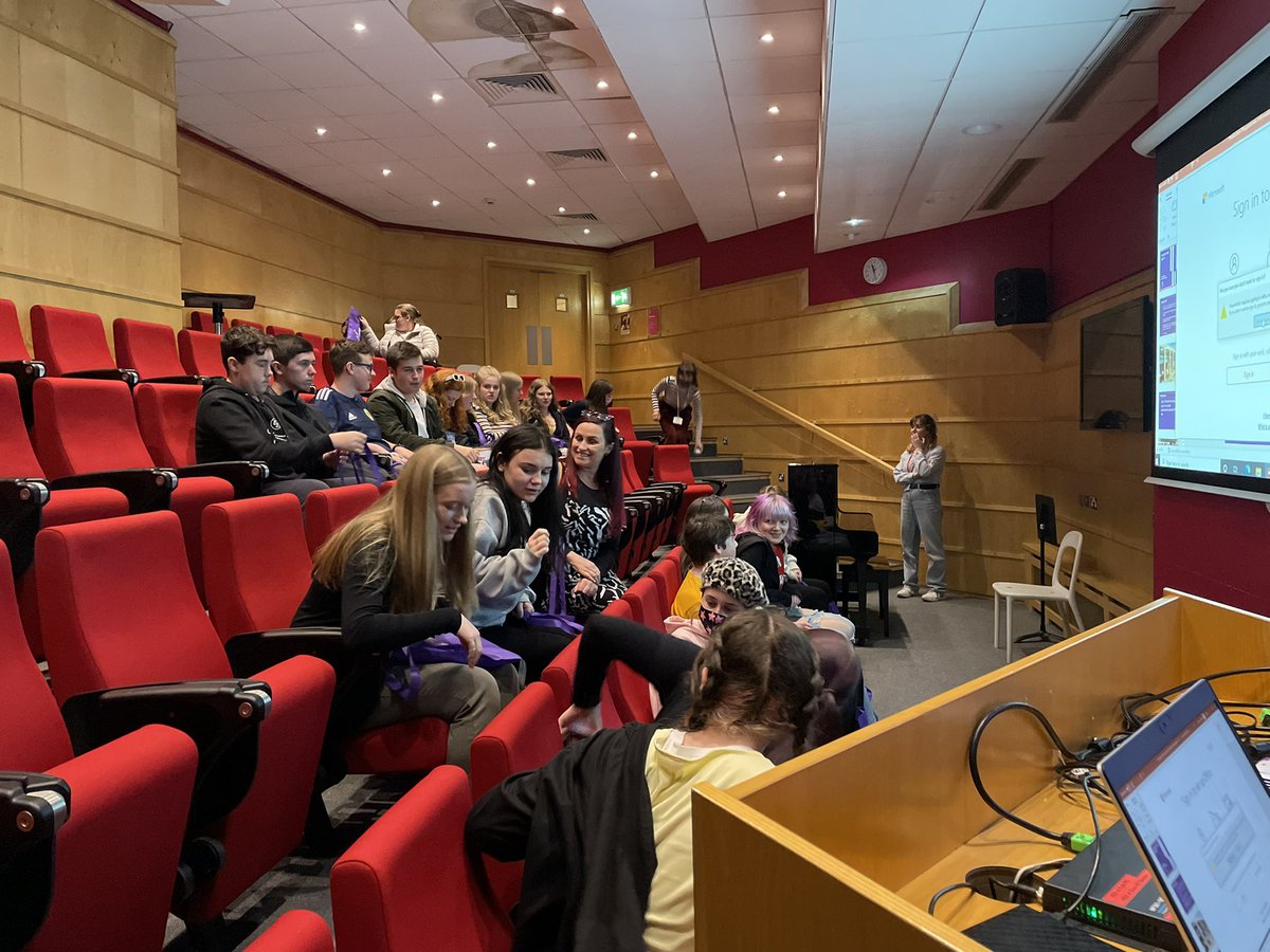 misscrawford__'s tweet photo. Thank you so much to the wonderful staff at @RCStweets for the incredible tour of the facilities &amp; a chat from the amazing Head of Production - we are very grateful &amp; love our goodie bags! Our pupils are very informed &amp; thankful after our trip 👏🏼🤩 #FHSRewardsDay #WeAreFHS https://t.co/281YGHKiTD
