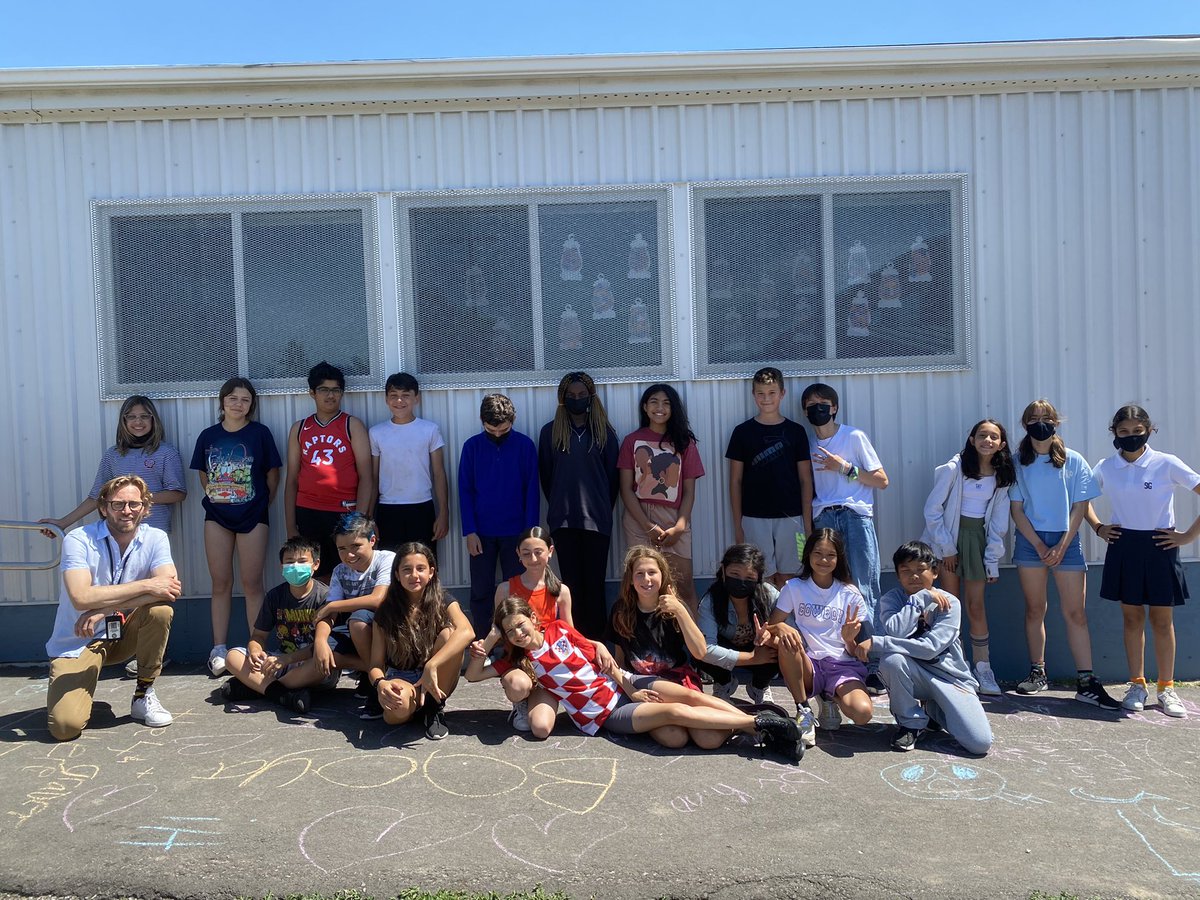 Getting some farewell messages ready for the Grade 8 Grads! <a href="/StGregoryHCDSB/">St. Gregory</a>