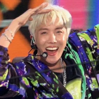 sachiyo_yo419's tweet photo. 🐔Chicken Noodle Soup🍜
㊗️🎉HAPPY 1000 DAY🎉㊗️
#jhope 🐿
#backyg🌷
CNS HAPPY 1000 DAYS
#1000DaysWithCNS
#치누숲1000일축하해
#호비랑희지네_닭칼국수_개업1000일 https://t.co/S2RZmMKkxX