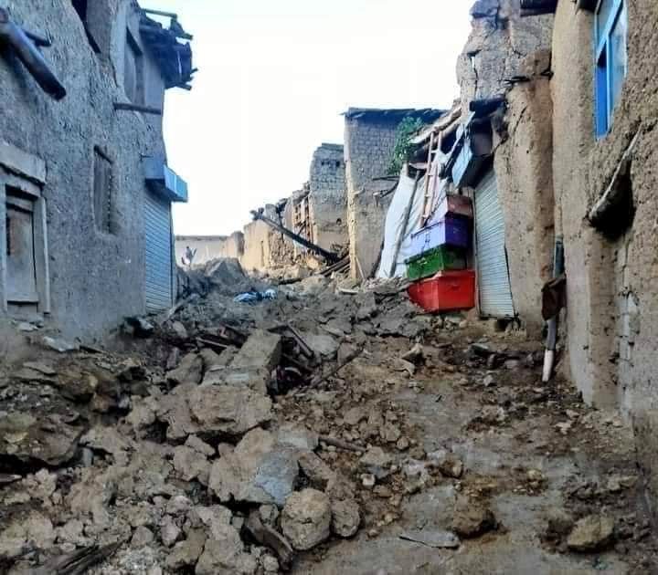 Afghanistan_5's tweet photo. The earthquake in Afghanistan is really devastating. Hundreds have lost their lives to it. Many villages are destroyed. People were already struggling with financial crisis, loss of relatives and shelter is now added to it. 💔 https://t.co/oYl0JcQvDl