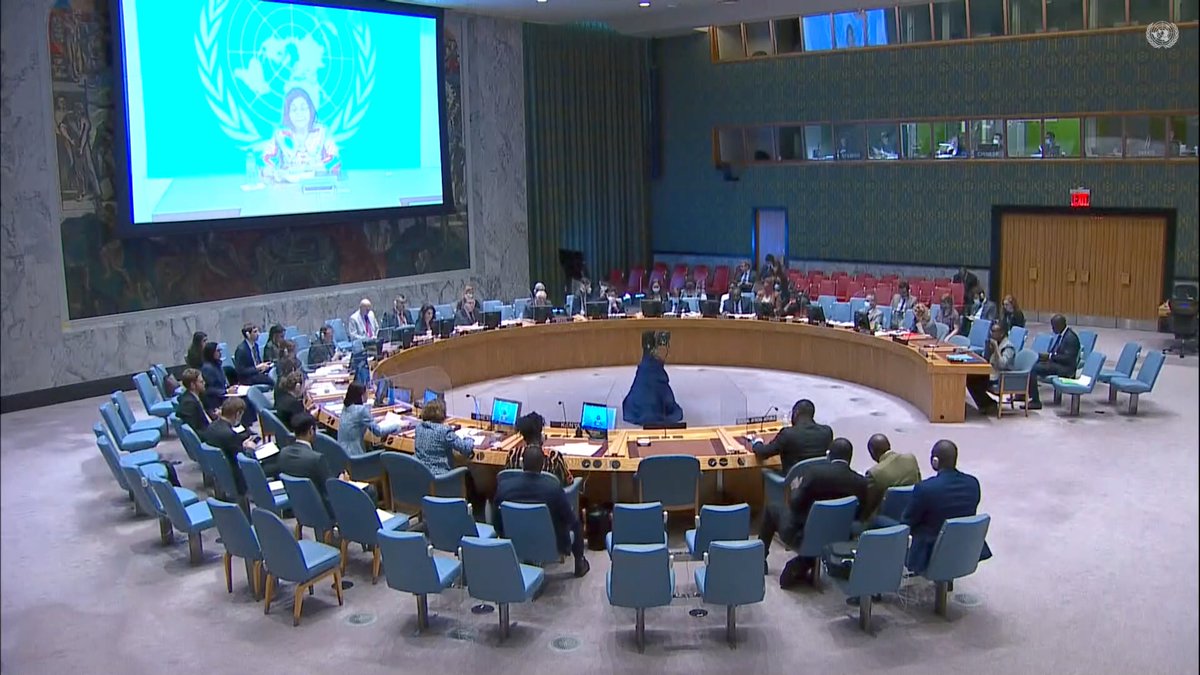 La Rep. spec. du <a href="/UN/">United Nations</a> SG, <a href="/VRugwabiza/">Valentine Rugwabiza</a> encourage le <a href="/GouvCF/">Gouvernement Centrafricain</a> 🇨🇫 à « accélérer l’appropriation et la mise en œuvre des recommandations du Dialogue républicain qui relève de la sixième composante de la Feuille de Route Conjointe pour la Paix en #RCA relative au processus politique ».