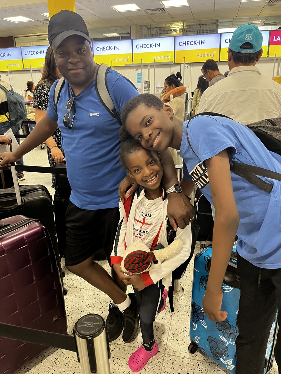 ChelleChipato's tweet photo. We are off ✈️✈️ https://t.co/yEvHCs2Gd3