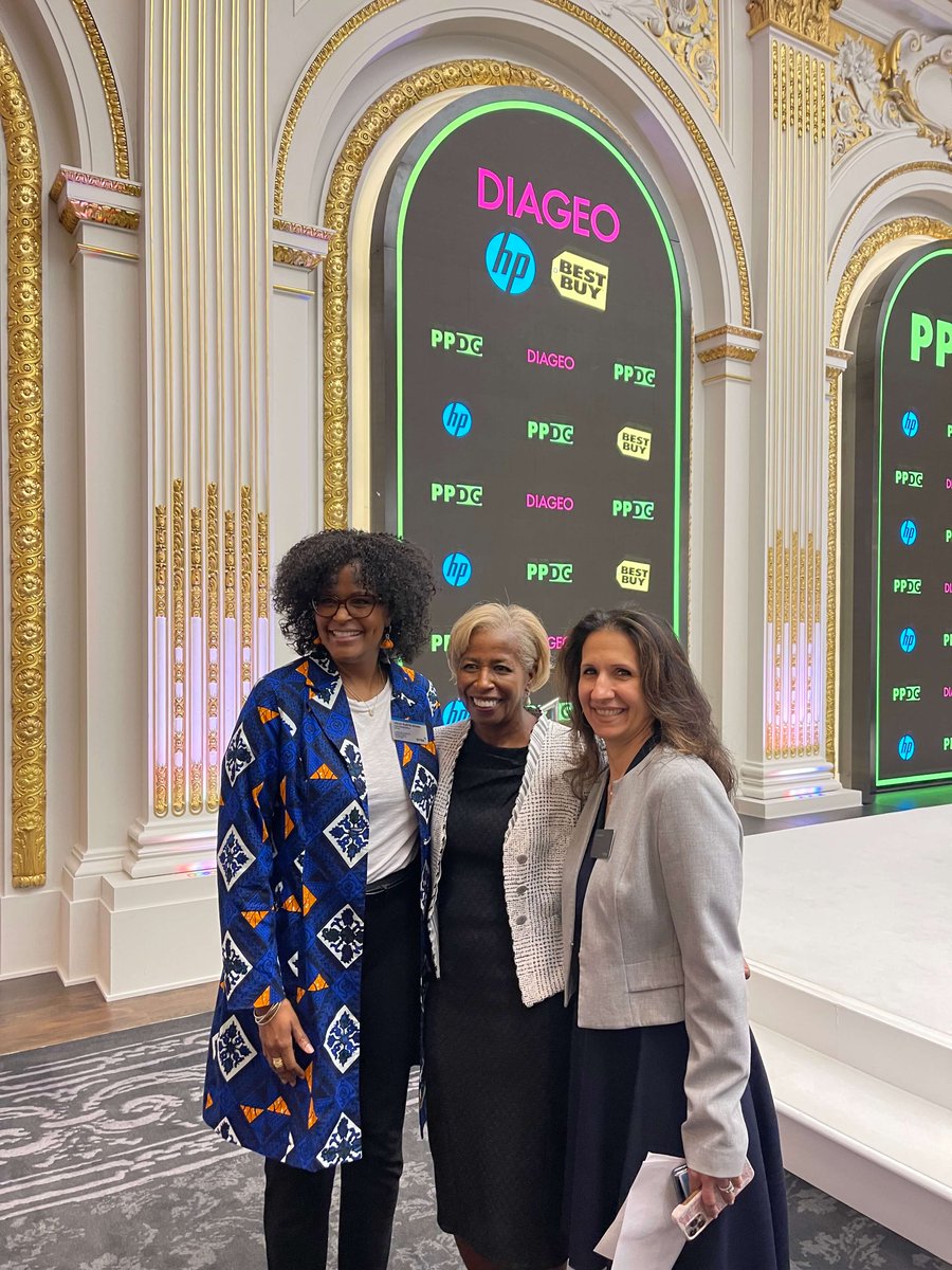 Lesley Slaton Brown tweet media