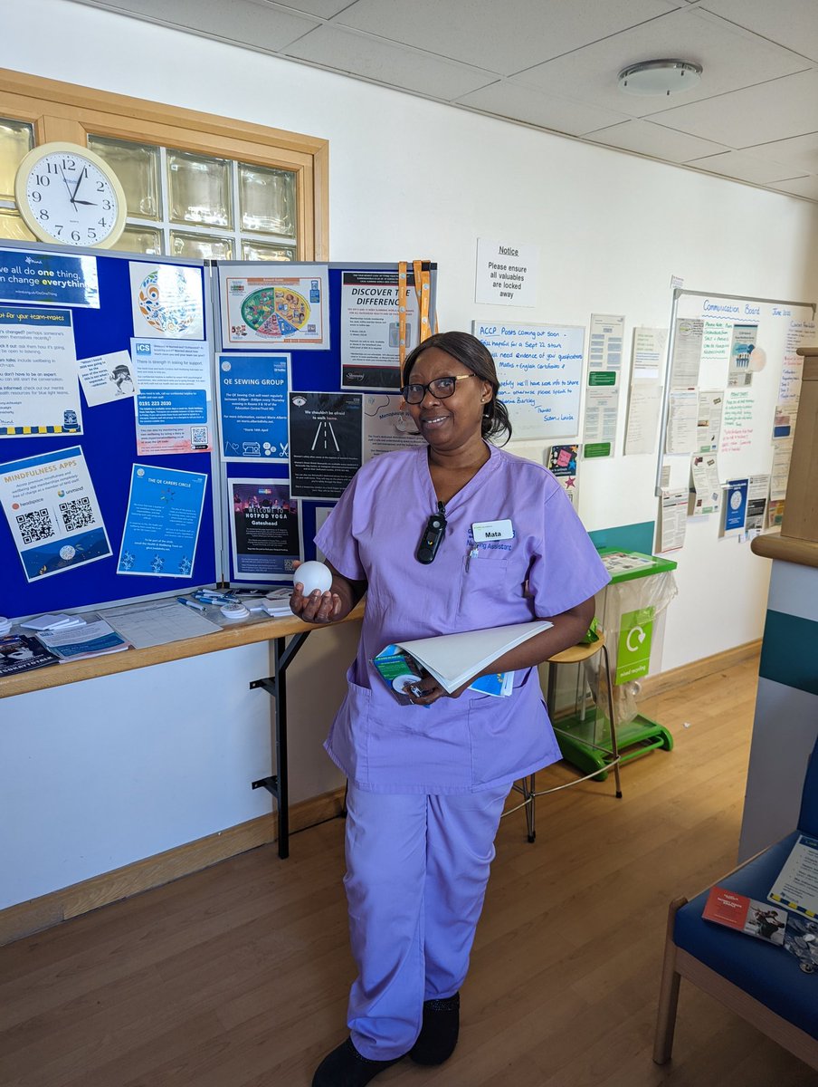 saskate1971's tweet photo. Lovely HWB drop-in with the critical care team today @HWBGateshead @clarab1974 https://t.co/zgUwKmzFTP