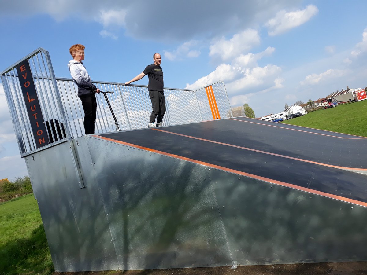 purwool's tweet photo. Villages Together contributed £15k to the renewal of Woolavington Skatepark
Very pleased that the new facility is a big hit with local skateboarders, BMX + scooter riders!
Find out more about our #BigLocal: https://t.co/I9YKAHUpPn
#LocalTrust #skateboardingisfun #BMX #skateboard https://t.co/MExHG8Qfk4