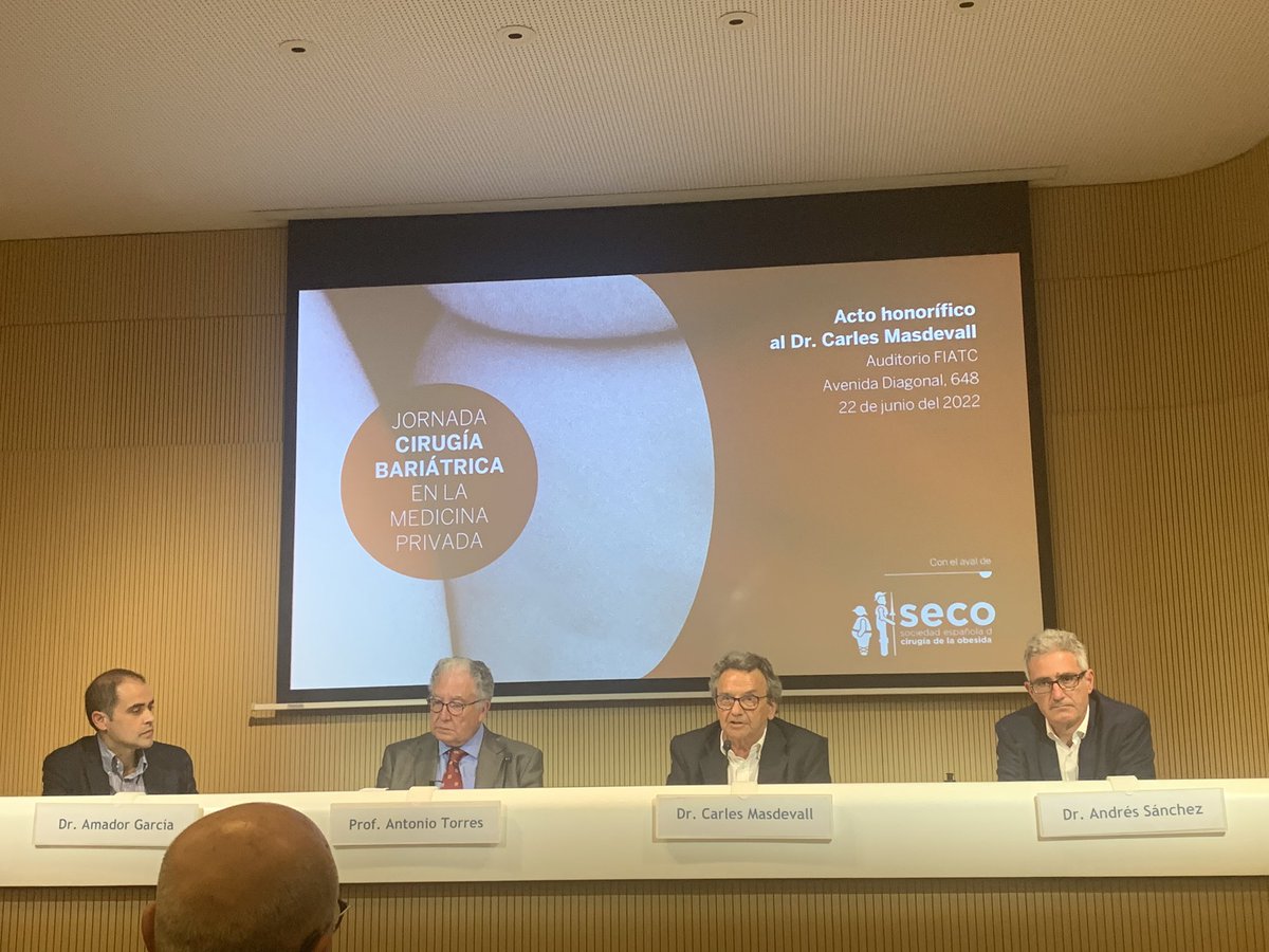 clinicadiagonal's tweet photo. Mesa Redonda, modera Dr. Amador Gª Ruíz de Gordejuela:
#CirugíaBariàtrica en la practica privada
Ponentes:
.- Prof. Antonio Torres @IIS_IdISSC
,- Dr. Carles #Masdevall #ClínicaDiagonal
.- Dr. Andrés Sánchez Presidente @obesidadSECO https://t.co/o35vX260mE