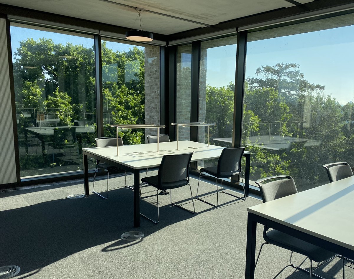 Are you a postgraduate student wanting to study in silence? 

Head to our Third floor postgrad study room! 

Look at the glorious views! 

<a href="/RoehamptonUni/">Uni of Roehampton</a>