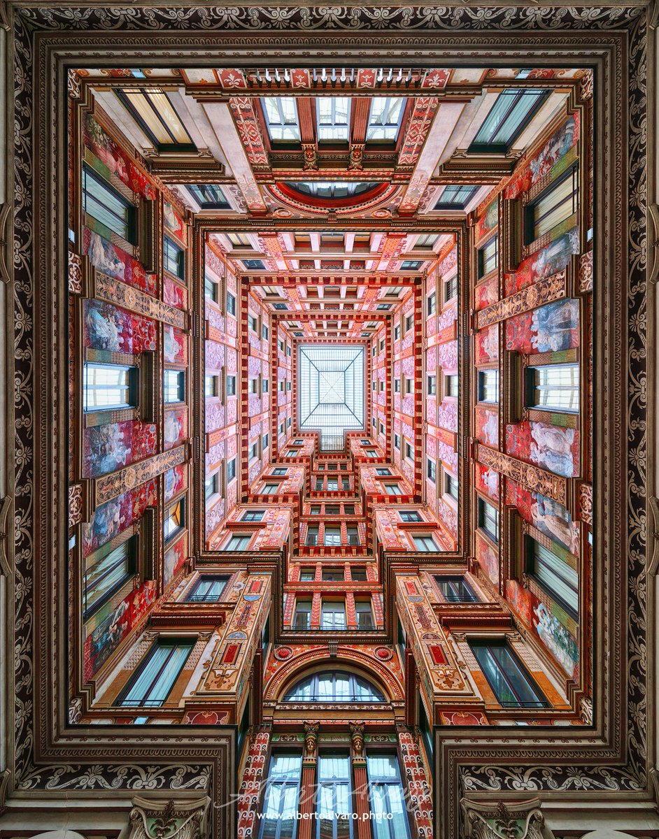 La Galleria Sciarra en #Roma casi vacía y fantástica. Una de las joyas escondidas de la ciudad, ¿la conoces?

La Galleria Sciarra a #Roma quasi vuota e fantastica. Una delle gemme nascoste della città, la conoscete?

#unafotoaldia #Rome #discoverrome #VisitRome #CittàEterna