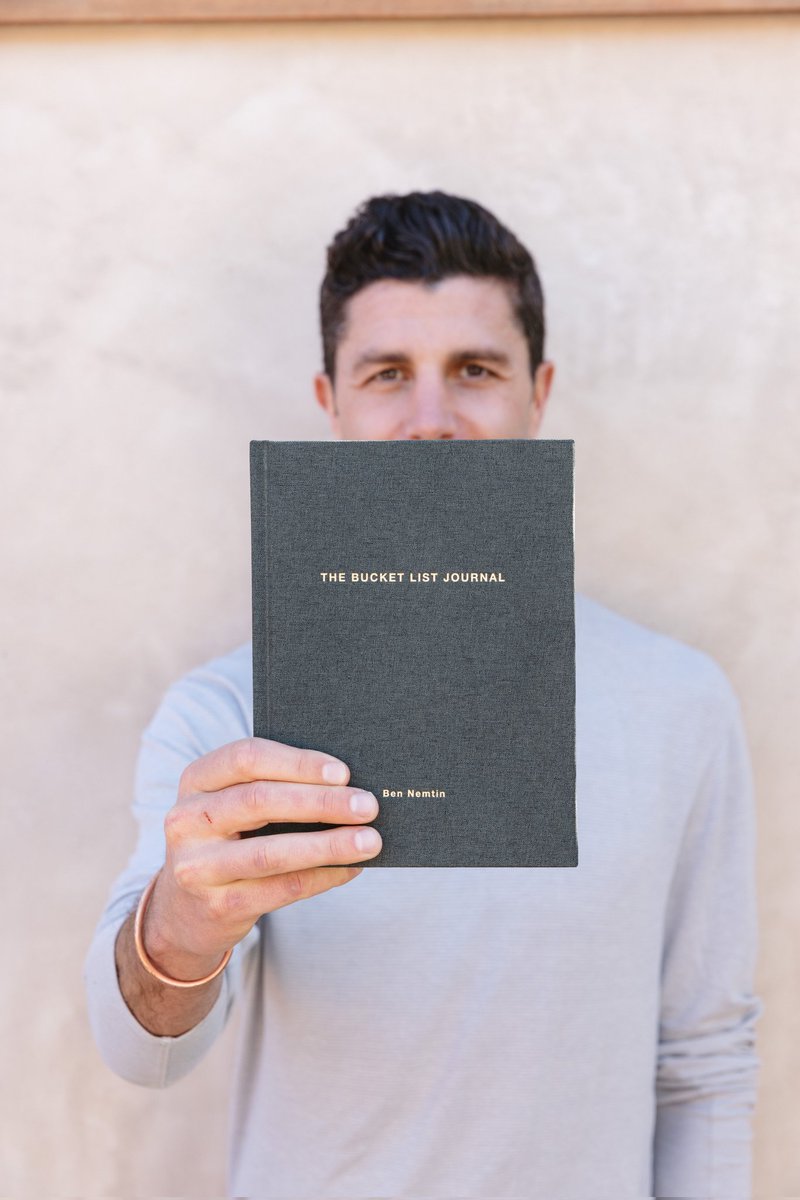 PPIRecording's tweet photo. Swing by the @theitilexperts bookstore and grab a copy of @BenNemtin new book- The Bucket List Journal!! We also have copies of What Do You Want To Do Before You Die? Don't miss out on these books! #Pink22 https://t.co/xKfwejeVUb