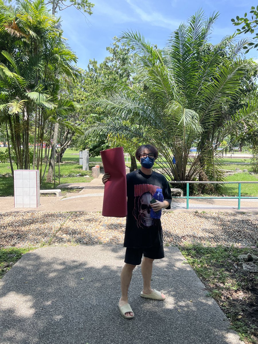 DiamondHand00's tweet photo. Guess what I did today 😎
@Yogapetz #yogapetzchallenge https://t.co/oZlaosMejn