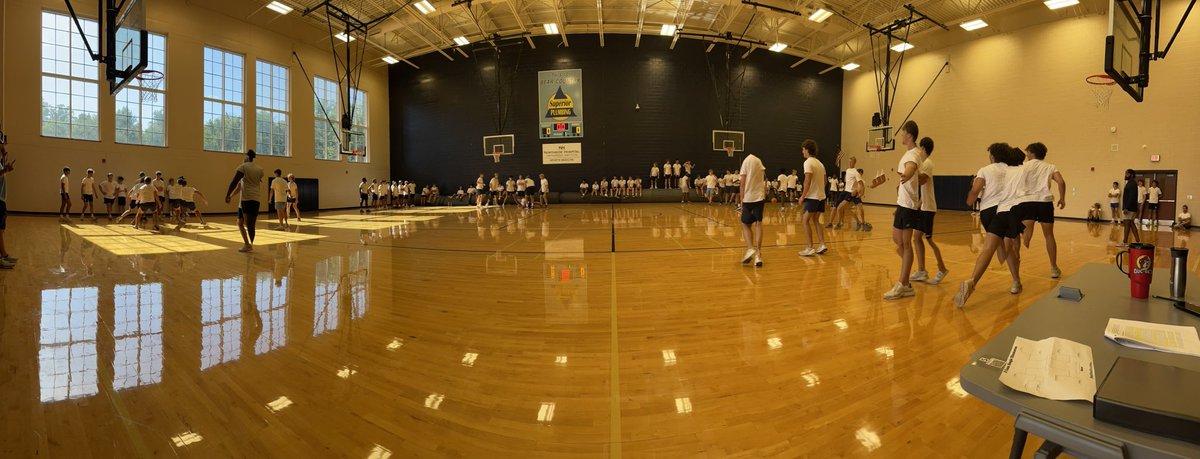 Our Wednesday Team Challenge was 3 on 3 Basketball.  Had a lot of fun, with some bad basketball!  Congrats to team Marlow for the championship 
⁦<a href="/Cambridge_AD/">Cambridge Athletics</a>⁩ ⁦<a href="/AgansPrincipal/">PrincipalAgans</a>⁩