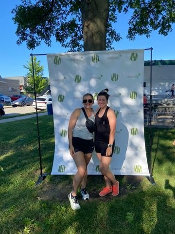EVilleFitness's tweet photo. We had a great time over the weekend at the Edwardsville Fit Expo. Thank you to everyone who came out and joined our workout class!
#SupportLocal #LocalGym #Edwardsville #FitExpo #Community #Fitness #RepItLocal #EvilleFitness https://t.co/6A0me2Fuua
