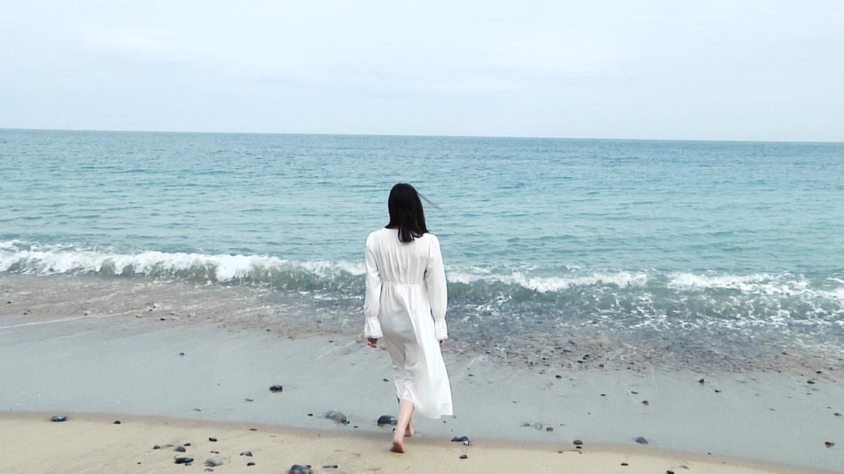 Did you guess our surprise? The official trailer for our short film Drowning is here! Go on, have a watch, you know you want to...

#norwichfilm #drowning

youtu.be/_Kno407Ta0o