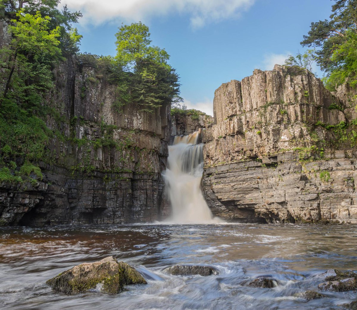 BarnardCCottage's tweet photo. Talk about exploring till you drop! We have so much to see and do and all within walking distance or short drives. Book now for a great summer holiday  https://t.co/RuuZBprEx2 
#airbnb #barnardcastle #culture #minibreak #visitdurham #explore #sightseeing https://t.co/oS3gRMEgue