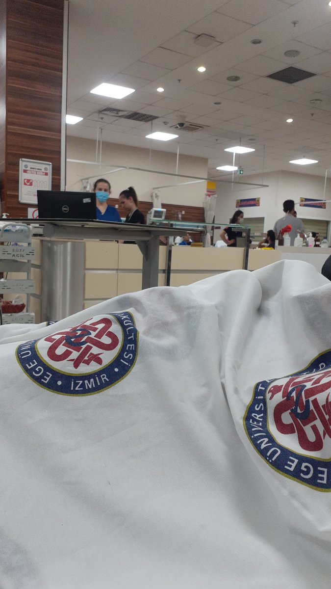 OzulusBayan's tweet photo. Evlat peygamber ağlatmış bir imtihandır.kimse basit görmesin,hafif geçirmeyi beklemesin....
Şifa ver Allah'm https://t.co/2GFPLXgb54