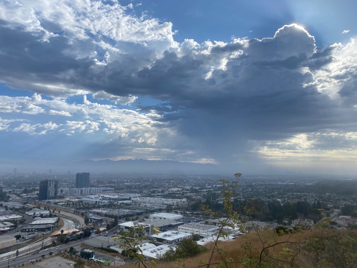 I'm at Culver City Stairs in Culver City, CA swarmapp.com/c/lv4pIg7lq8t