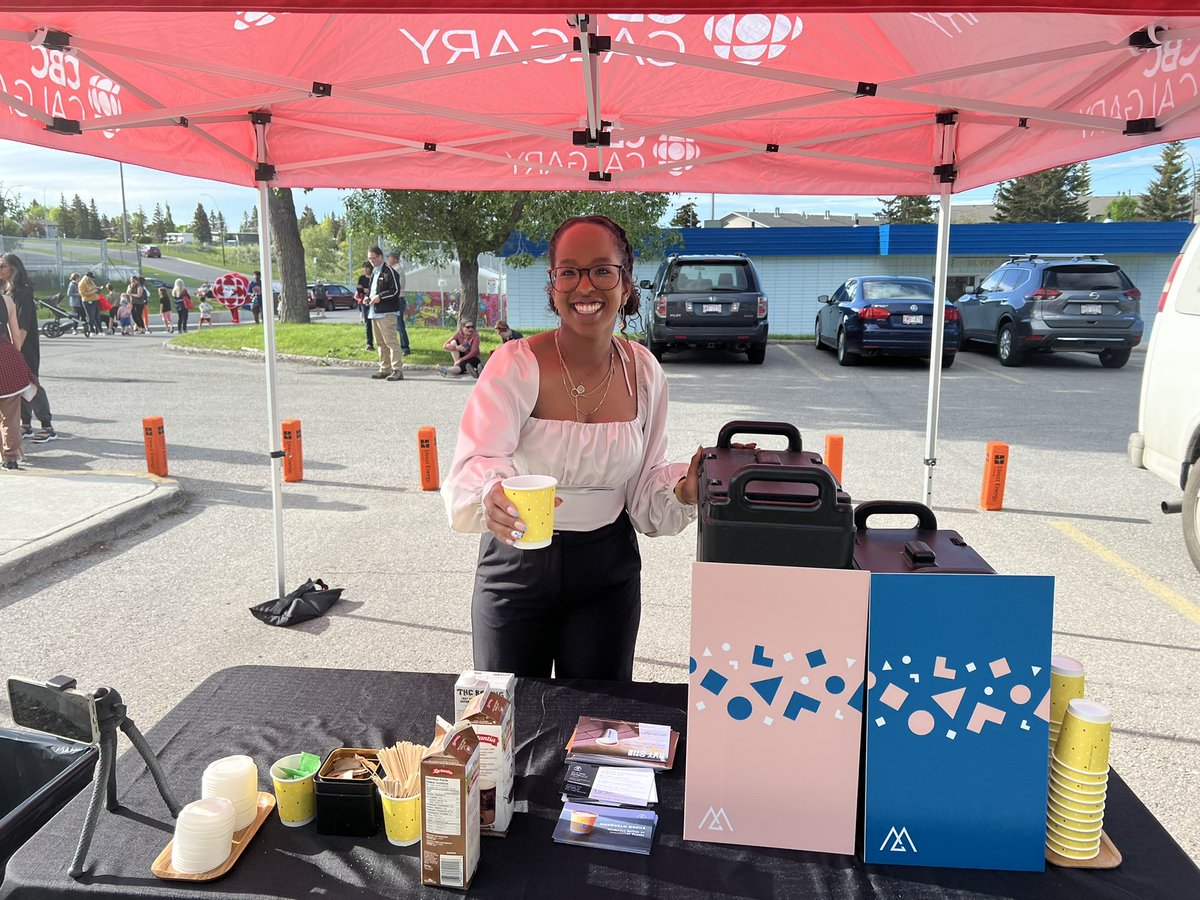 CBCCalgary's tweet photo. Join us at @SSCACalgary as we celebrate Silver Springs in winning the victory title of “Calgary’s best suburb”. Enjoy live music, take a photo with Ceebee and enjoy some free coffee and breakfast sandwiches from our friends at @monogramco and Bro’s to Go. https://t.co/qqfYGNcuKT