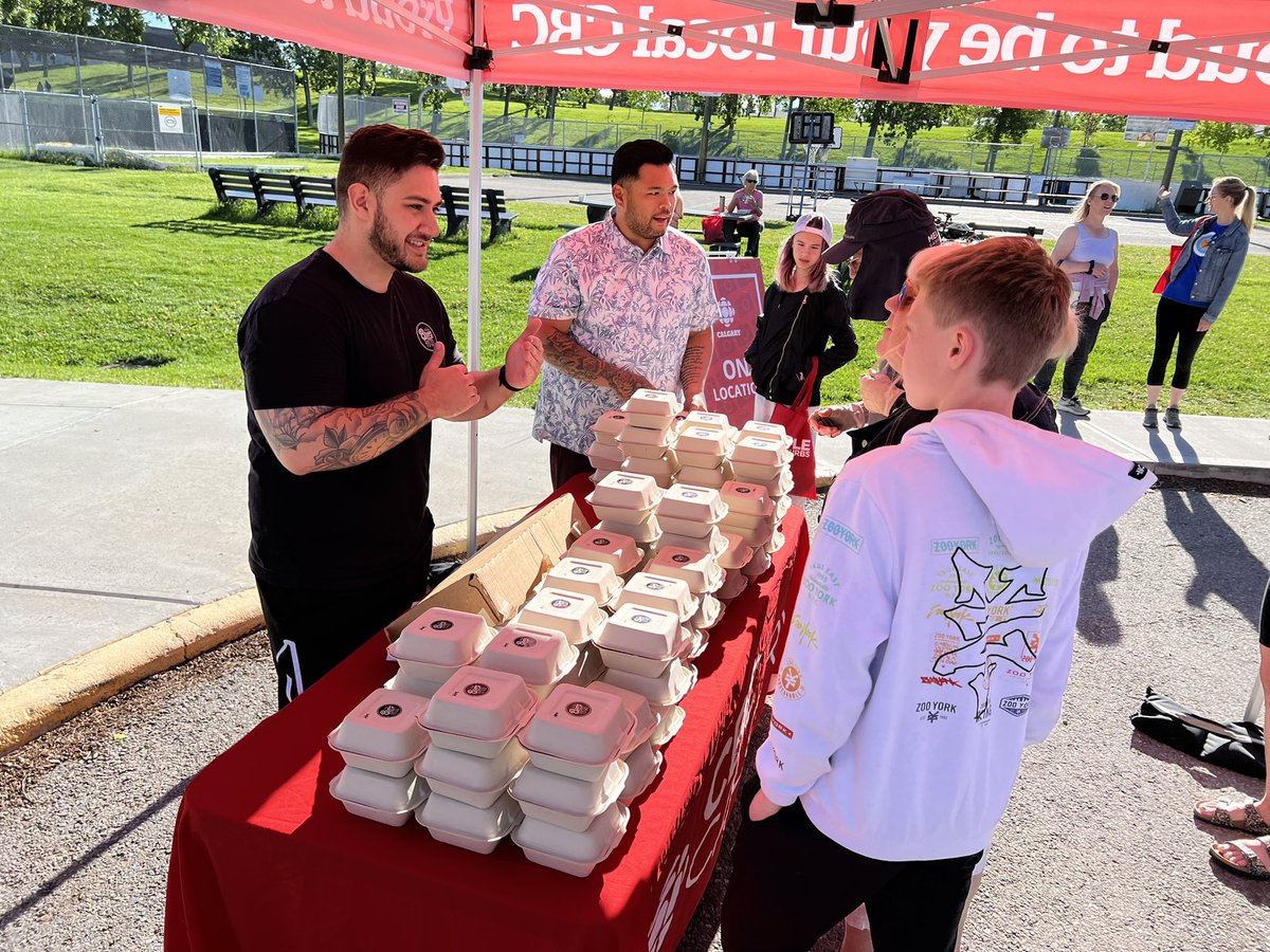 CBCCalgary's tweet photo. Join us at @SSCACalgary as we celebrate Silver Springs in winning the victory title of “Calgary’s best suburb”. Enjoy live music, take a photo with Ceebee and enjoy some free coffee and breakfast sandwiches from our friends at @monogramco and Bro’s to Go. https://t.co/qqfYGNcuKT