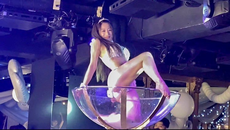 choroyandayo's tweet photo. まりんちゃんのシャングラをもう一度見れる日が来るとは…
#バーレスク大阪 
#バーレスク 
#ばれすく 
#エンタメ活動をとめない 
#踊ってるとこ見てちょっと泣いちゃった
#のはここだけの秘密です https://t.co/iWMa3GpbJA