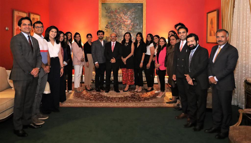 Masood__Khan's tweet photo. Pleasure to host Shamila Chaudhary &amp; her team at Pakistan House. Discussed ideas for increasing cooperation with @AmPakFdn in affordable healthcare; climate change; digital &amp; IT; e-commerce &amp; fintech; knowledge &amp; education &amp; exchanged views on ways to strengthen 🇵🇰🇺🇸partnership. https://t.co/3fwL19yJPH