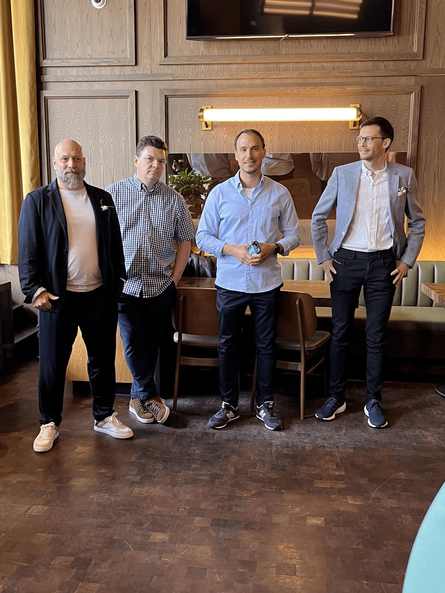 sprysys's tweet photo. ⏰Time to mingle &amp; nibble! 🍔
Meet the phenomenal #SprykerHerd and engage with our elite network of customers and partners at #SprykerExcite22 #Nashville 

#MusicCity #VisitNashville #Ecommerce  #DigitalCommerce  #B2BMarketplace #ComposableCommerce https://t.co/5iULSw5OWc