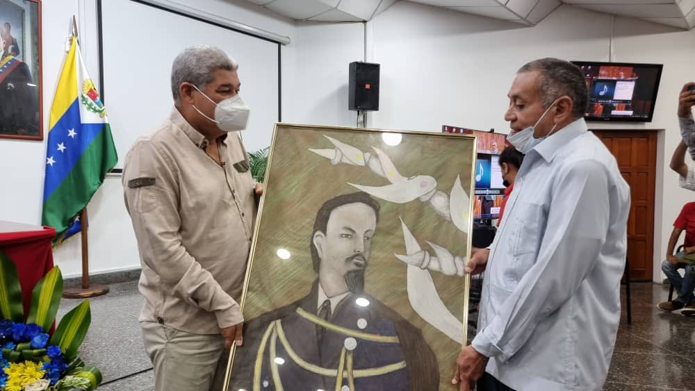 Hoy juramenté la Comisión encargada del traslado de los restos del GD José Cornelio Muñoz al Panteón Nacional, para dar así al decreto del General Antonio Guzmán Blanco del año 1876. Pronto este insigne prócer apureño estará en ese panteón de los héroes y heroínas de la Patria