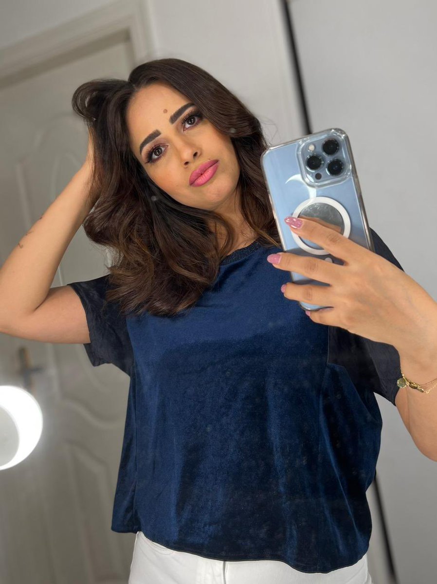 Rana__Samaha's tweet photo. have a nice day everyone 💙✨ 

#ranasamaha #رنا_سماحة https://t.co/Ajfl0Y1V14