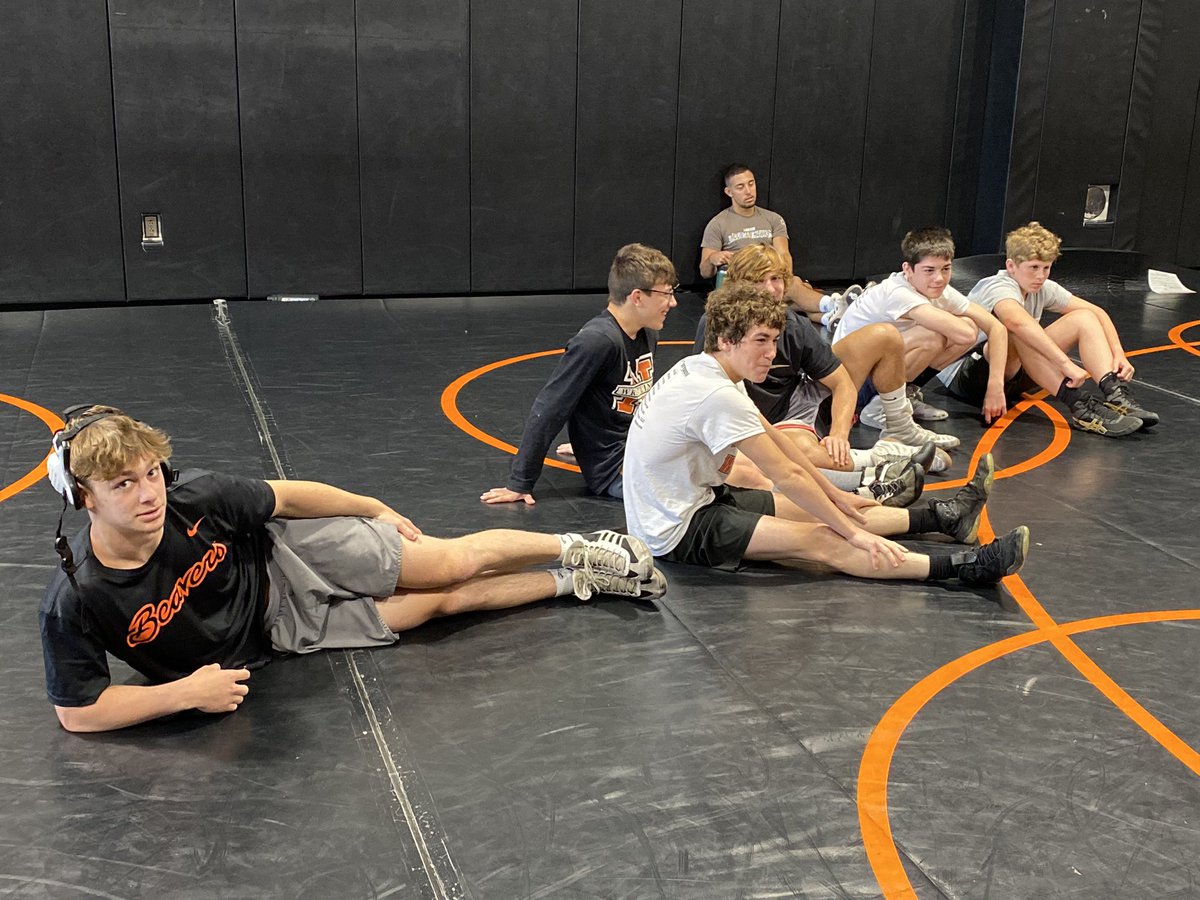 KKidWrestling's tweet photo. On day 3 of camp, @danny_moran14 taught excellent technique from the bottom position, and the kids wanted to see an arm bar series from @Great_Britton9. More great help from our high school wrestlers. A quick poll proved that @cj_fritz8 is a fan favorite of this group! https://t.co/PYIu8VJAj0