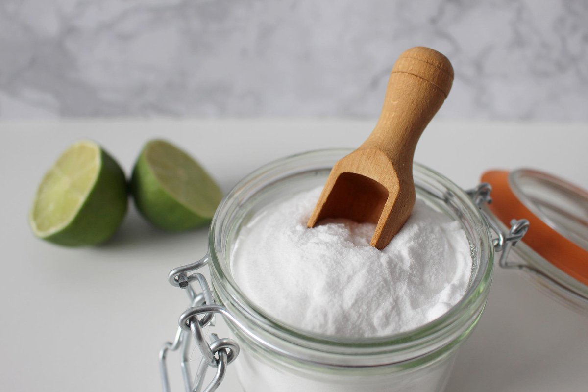 e_staffolani's tweet photo. I benefici #antiinfiammatori del trattamento della #acidosimetabolica nella #malattiarenalecronica..
e allora “#alcalinizziamoci“ con un po' di bicarbonato, magari effervescente, per rinfrescarci in questa calda estate... pensando anche ai nostri reni.
https://t.co/pBR2Yfy89w https://t.co/hwDpRtTRHI