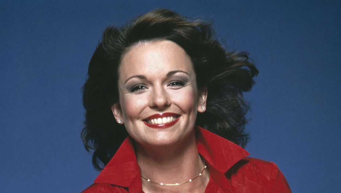 NLCarolynMuse's tweet photo. Remembering businesswoman, actress, author, and sportscaster Phyllis George, who was born #OTD (June 25th) in 1949. #MissTexas #MissAmerica #TheNFLToday #CBSMorningNews #CandidCamera #KentuckyMuseumofArtandCraft #MeettheParents https://t.co/OduEBmRa71
