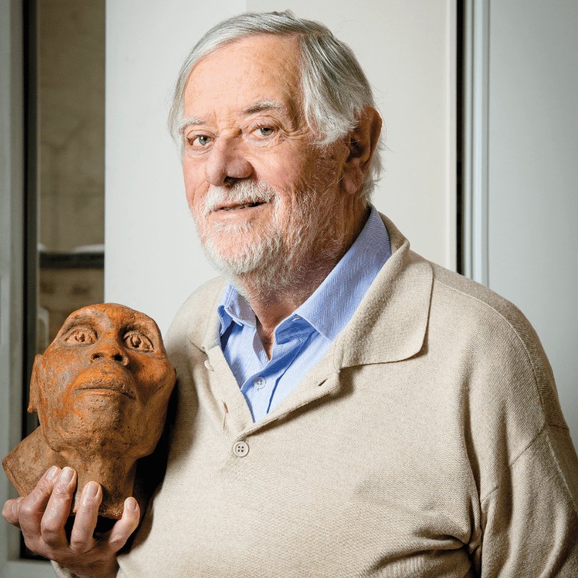 EricLagadec's tweet image. Un immense scientifique et passeur de savoir vient de nous quitter. Repose en paix Yves Coppens. Et merci pour tout ce que tu as apporté à l&apos;humanité en créant de la connaissance et des vocations.