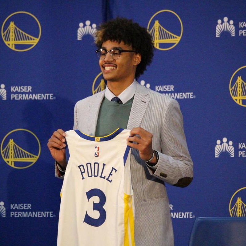 BeezyXVI's tweet photo. Last time the Warriors had pick 28 in the draft… 👀 https://t.co/KvZAWq0mRC