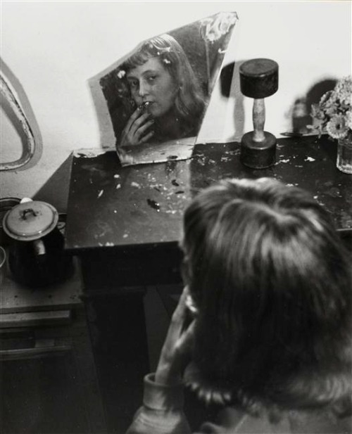 CasaLettori's tweet photo. Sdoppiamenti

Saint Germain des Prés(1948) Robert Doisneau

#RaccontandoLaVita a #CasaLettori https://t.co/EgAtmqo4pg