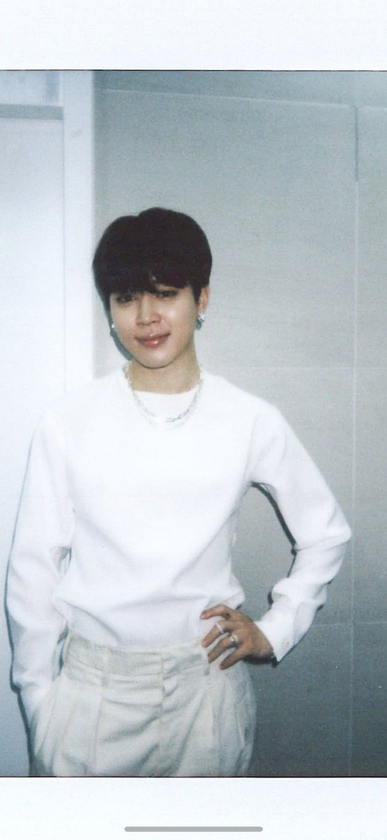 xjzenx's tweet photo. armys hyping up this but if I say Jimin is a trans woman I’d be the bad one https://t.co/cvmNgxedaC