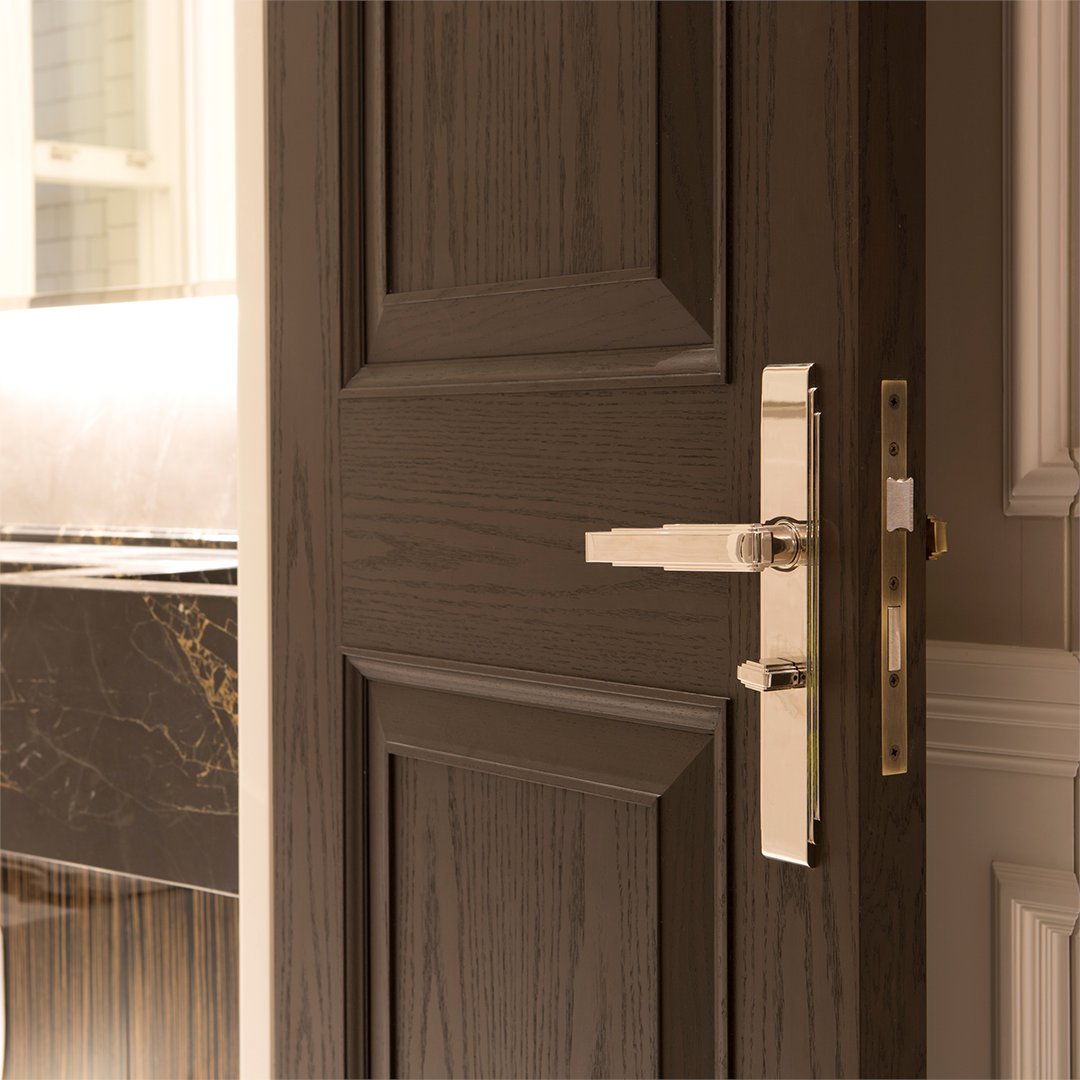 Looking for a full-service ironmongery package that covers every aspect of your project? From concept to completion, we will help to design, specify and supply the very best in architectural ironmongery. Franchi is the perfect partner and will help you every step of the way!