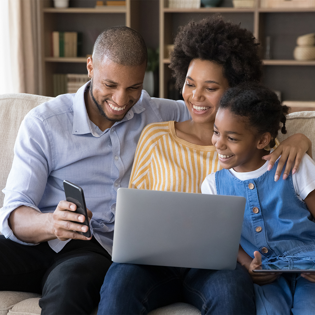 PBSKIDS's tweet photo. Calling all grown-ups! Sign up for our free newsletter filled with resources designed to help kids 2-8 learn and grow.
