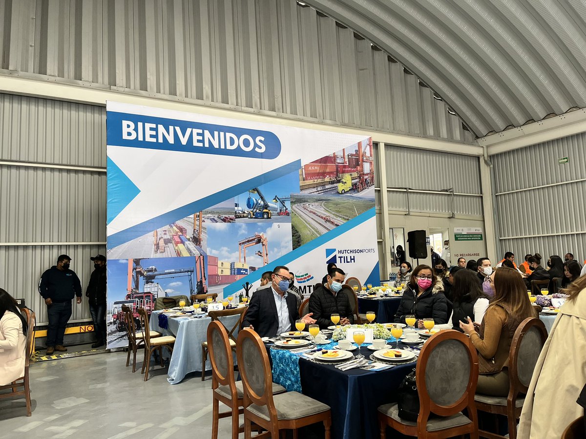 AMTIMexico's tweet photo. Todo listo para nuestro desayuno/recorrido por la #TILH en conjunto con  @HutchisonPPC y @AMACARGA https://t.co/tgbqVRr3Do