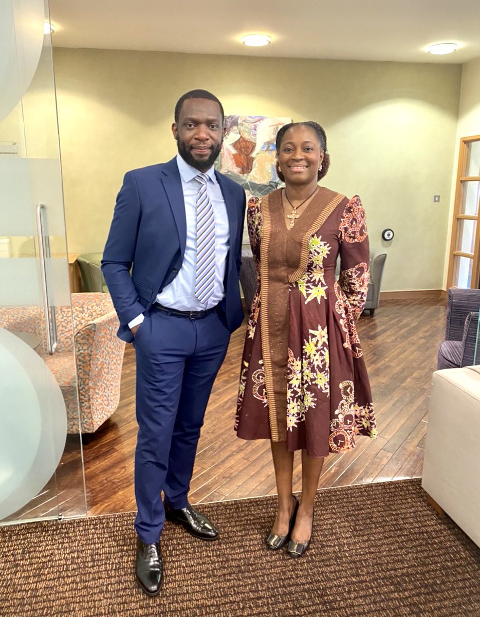 OgbeniDipo's tweet photo. Folake Ani-Mumuney, Group Head, Marketing and Corporate Communications, @FirstBankngr and yours truly at Dr @AAdeduntan, CEO @FirstBankngr Group’s Honorary Doctor of Science degree conferment ceremony.
#CEOFirstBankXCranfield
#CranfieldHonorsAdeduntan
#CranfieldGrad https://t.co/mfHEaVwDm6
